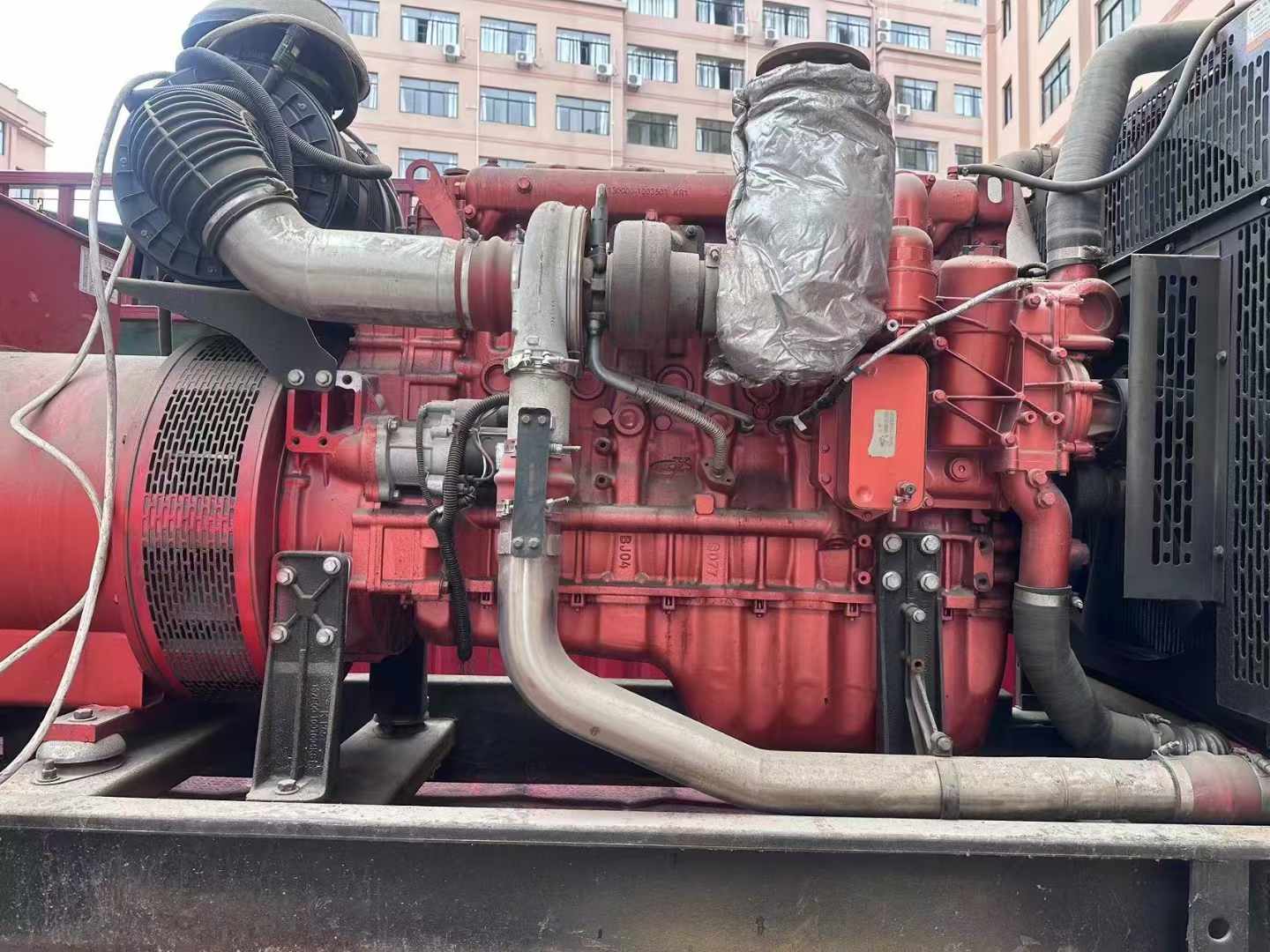 荥经如何选择适合 600kW 柴油发电机组的过载保护器?